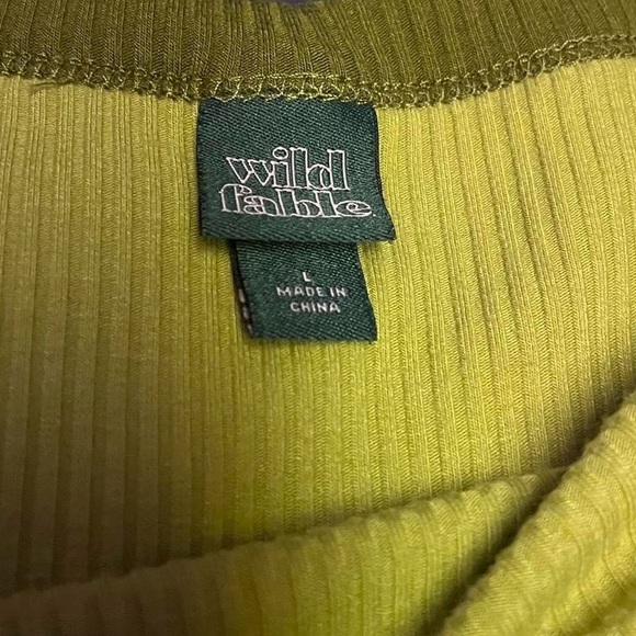 Target Green Ribbed Tee - Picture 2 of 2